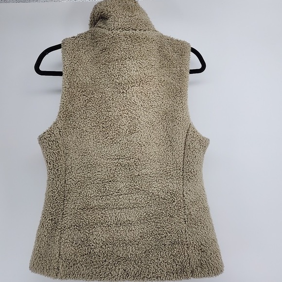 Patagonia Vest Womens Large Tan Fleece Full Zip Sherpa Outdoor Hiking Hike - Picture 5 of 5